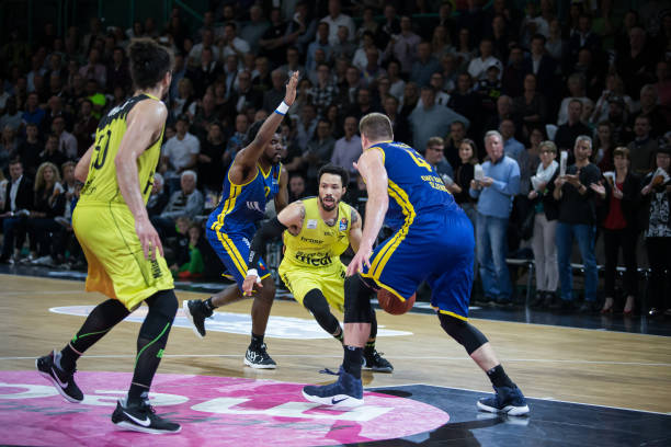 了精湛的技 了精湛的技